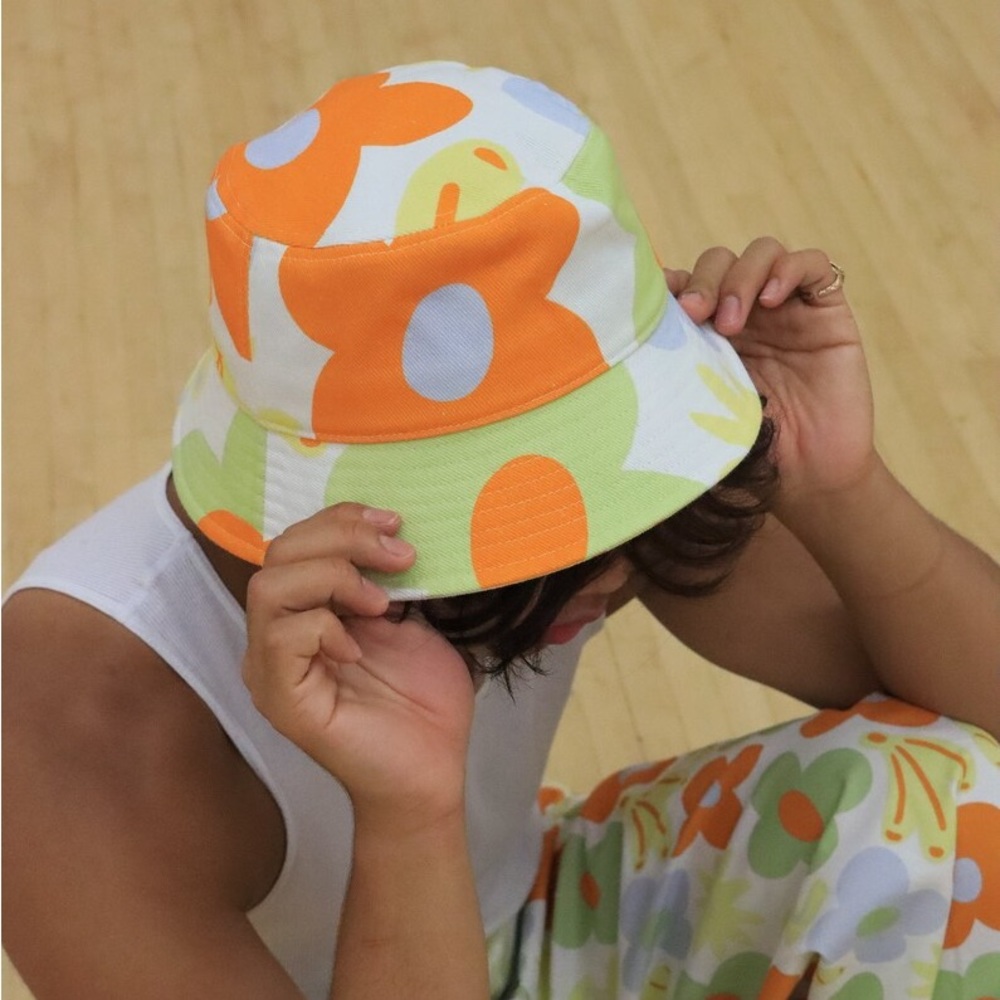 By Mary Lo happy daze bucket hat